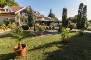 Dio Apartmanok, Balatonboglár